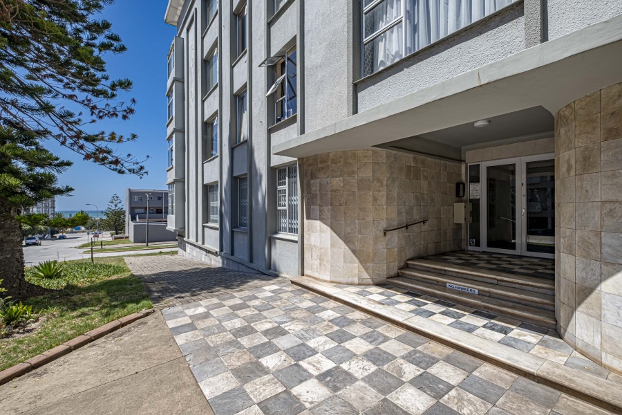 2 Bedroom Property for Sale in Humewood Eastern Cape